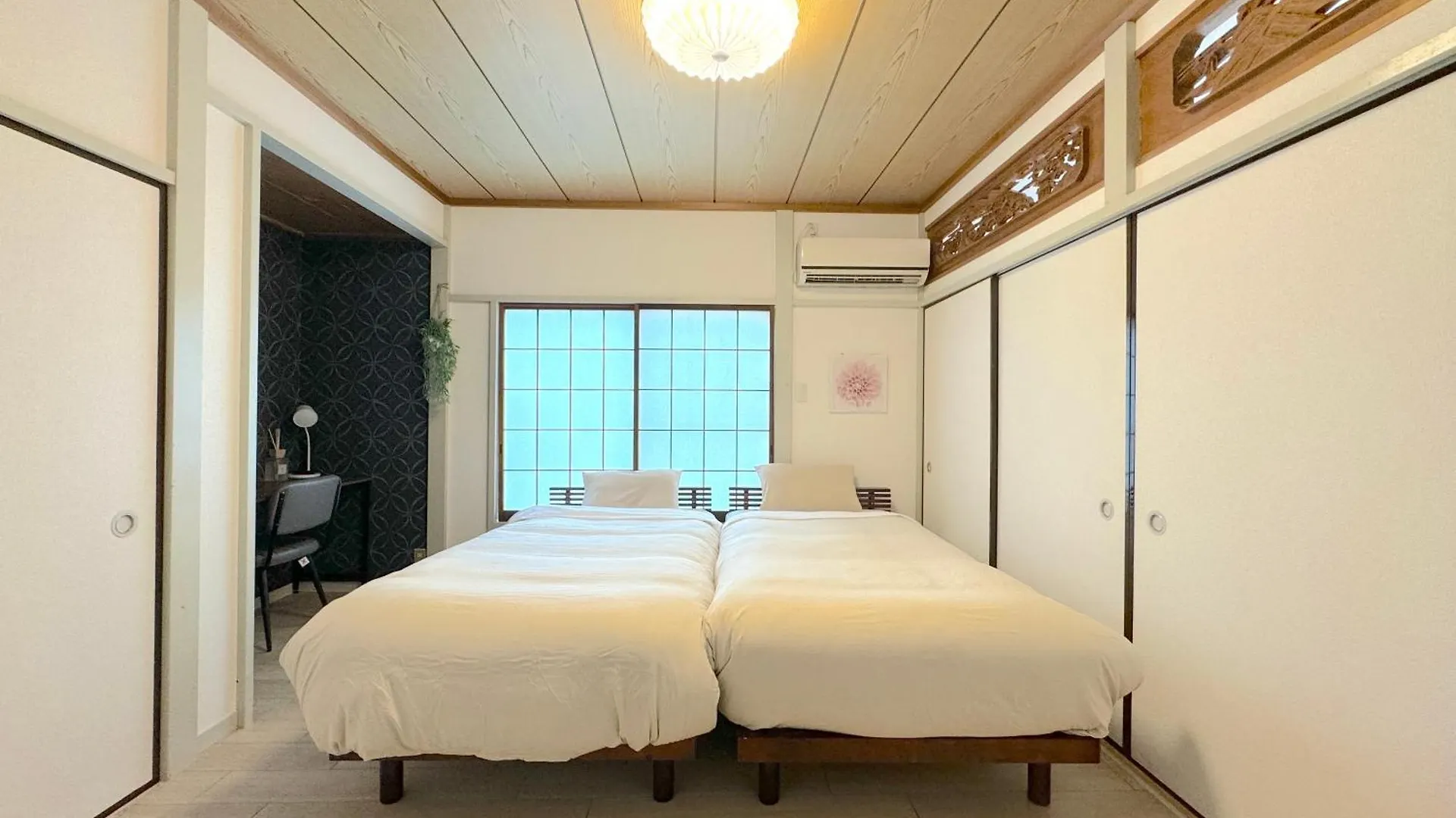 别墅 MiyakamiAngo Yugawara New Open 駅から車で9分 デッキで無料でbbqで楽しめる プロジェクターと卓球台あり别墅 日本
