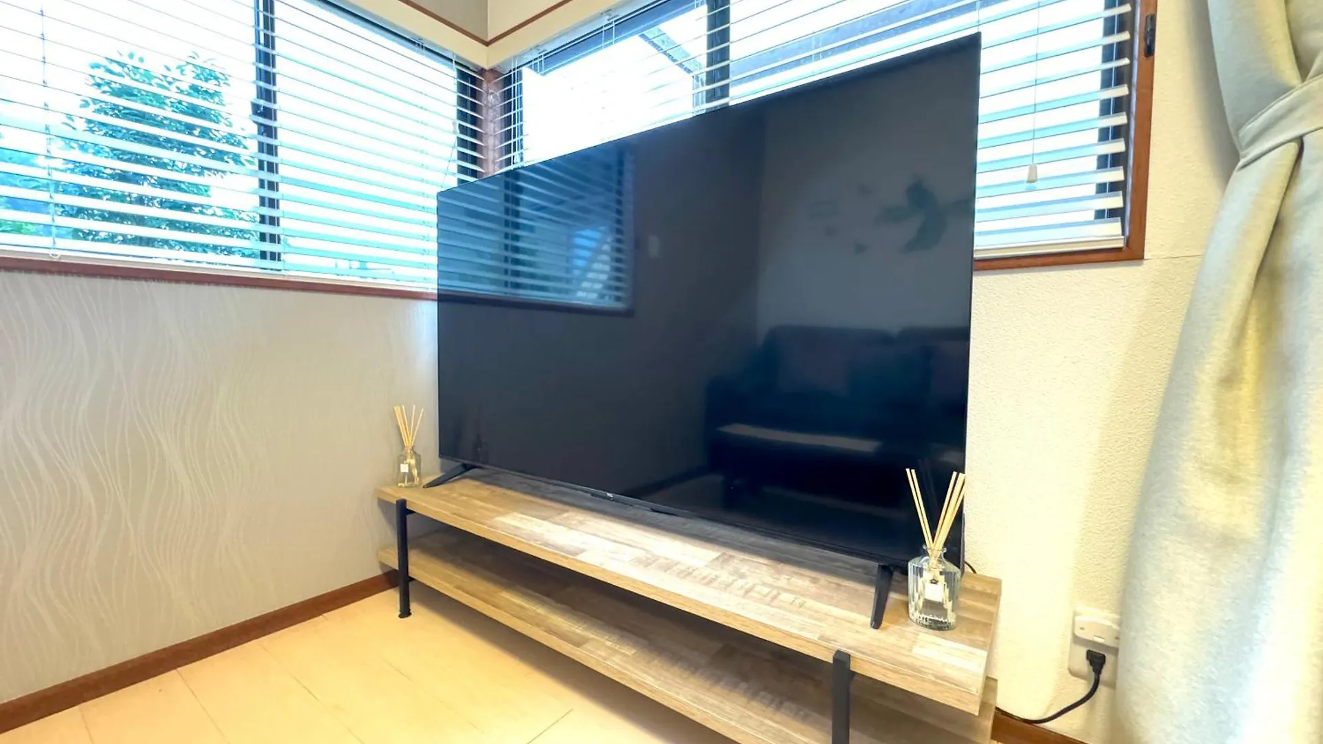 MiyakamiAngo Yugawara New Open 駅から車で9分 デッキで無料でbbqで楽しめる プロジェクターと卓球台あり别墅 0*, Miyakami 日本